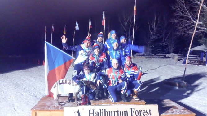 Czeski zespół ma się dobrze w Kanadzie. Sztafeta wygrała srebro!